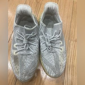 Yeezy unisex sneakers